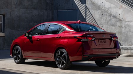 nissan versa 2025