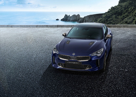 El KIA Stinger 2021 muestra su discreta renovación en estas primeras imágenes