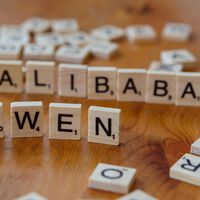 Alibaba ha presentado su modelo IA más grande, con un billón de parámetros. La pregunta es si a estas alturas eso significa algo 