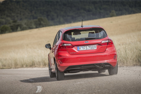 Ford Fiesta 2017, prueba contacto