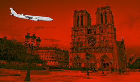 Un algoritmo de YouTube confunde el incendio de Notre Dame con los atentados a las Torres Gemelas