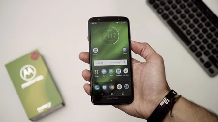 Moto G6 Plus, con Snapdragon 630 y 4GB de RAM, a su precio mínimo en Amazon: 179 euros