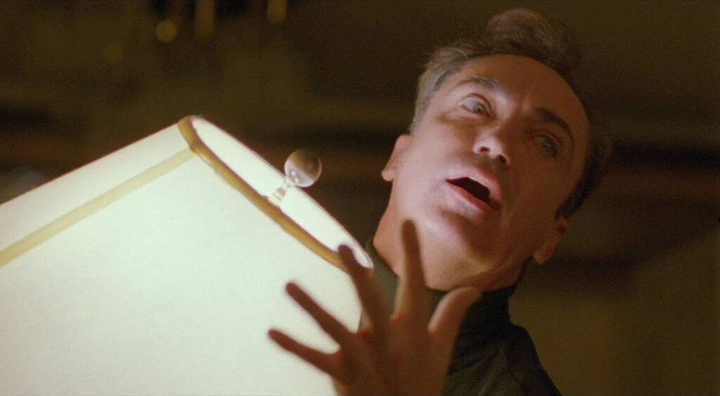 Ha fallecido Udo Kier, el secundario que siempre se hacía notar. Así lo hizo en estas 3 películas extraordinarias que se pueden ver en streaming