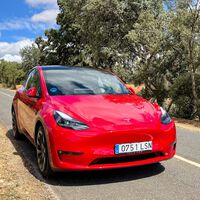 Cada vez se venden más coches eléctricos. En Europa seguimos esperando que sean más baratos