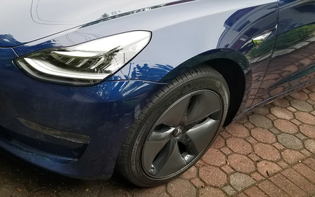 Tesla Model 3 Dent