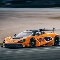 McLaren 720S GT3, basado en el de calle, pero fabricado para las carreras