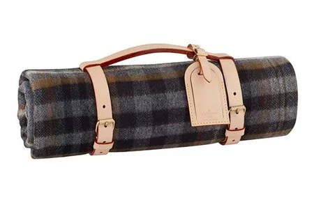 Louis Vuitton lleva al máximo la elegancia de sus complementos