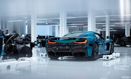 Rimac Nevera 2022