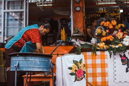 Cómo descubrir fonditas y antojitos locales en Uber Eats y cómo registrarte si tienes un establecimiento de comida