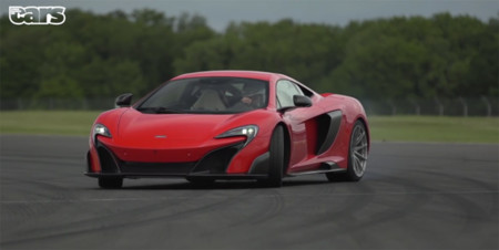 Chris Harris, el McLaren 675LT y otro vídeo de esos que no te debes perder