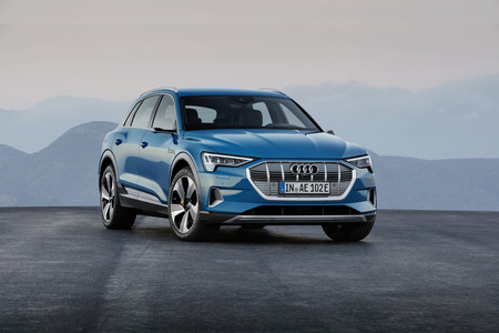No es broma, la producción del Audi e-tron se retrasa cuatro semanas por un fallo de software