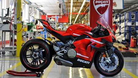 Ducati Fabrica 4 2023