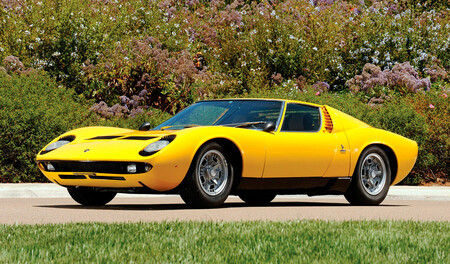 La espectacular colección de coches de Jordi Pujol Ferrusola, a subasta: desde un Lamborghini Miura hasta un Ferrari F40