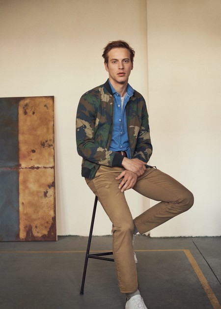 Referencias militares en los más frescos looks de primavera gracias a Mango