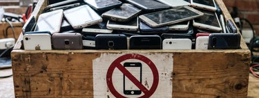 El gran apagón digital: más de 70.000 jóvenes se quedan sin móvil durante 21 días