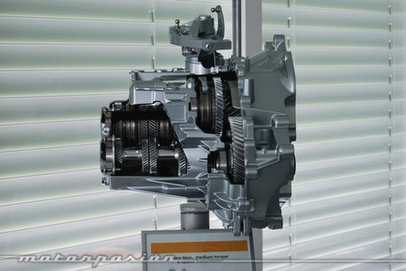 Transmisión manual de seis relaciones