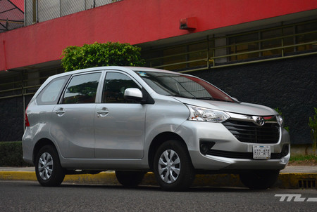Toyota Avanza 2