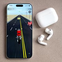 He conducido una moto con los AirPods y sin tocar la pantalla: este juego gratis para iPhone es una locura