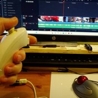 Este usuario ha desempolvado su mando de Wii, pero no para jugar videojuegos: es una de las herramientas de edición "más ergonómicas jamás creadas"