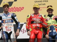 Lorenzo suma y sigue