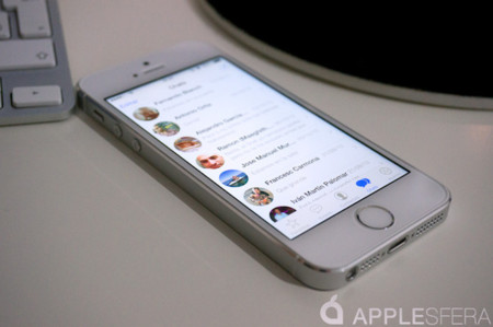 "Apple copia a WhatsApp", Jan Koum sube al ring