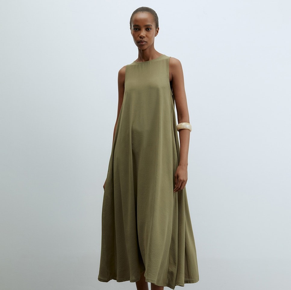 Sfera - Vestido fluido.