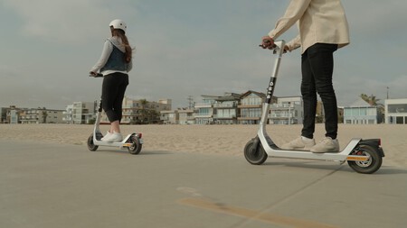 Bird Three Patinetes Con Ruedas Neumaticas Anti Impactos002