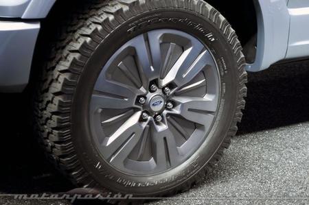 Trampillas en las ruedas del Ford Atlas Concept