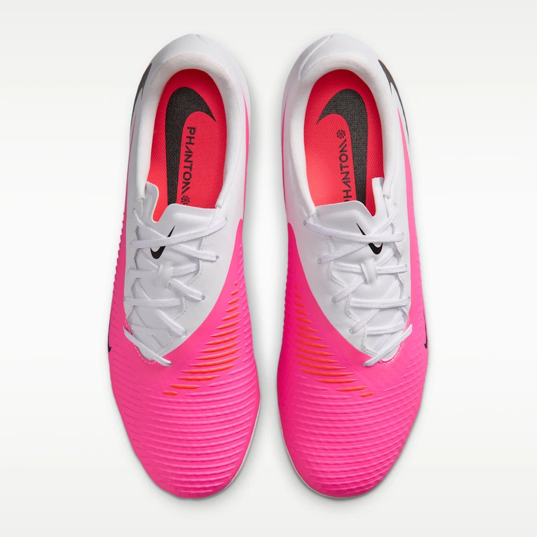 Nike Phantom 6 Low Academy
Botas de fútbol para césped artificial