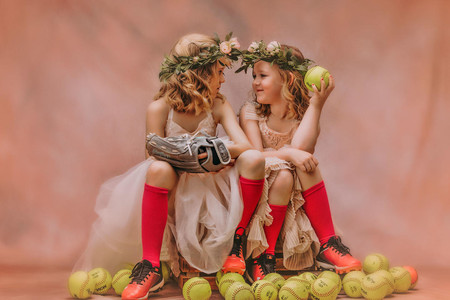 "Porque puedes hacerlo todo", la sesión de fotos que muestra que las niñas pueden ser atletas y princesas al mismo tiempo