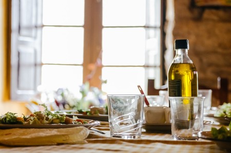 La dieta mediterránea y los mitos científicos: así te ayuda a perder peso y sus efectos en la salud
