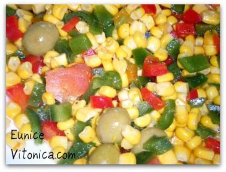Ensalada de maíz. Receta saludable