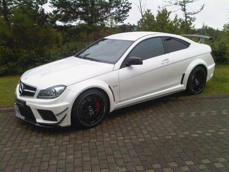 Mercedes C63 AMG Coupé Black Series con kit de circuito. Lo más de lo más.