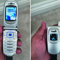 El adictivo botón de un Samsung de hace 20 años que obligó a una tienda a "romper" el teléfono de exposición