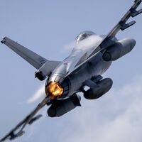 En Ucrania estamos viendo una nueva forma de guerra. La estrategia y los señuelos están derrotando a los cazas y misiles
