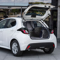 El Toyota Yaris ECOVan es un vehículo comercial híbrido en frasco pequeño por menos de 24.000 euros