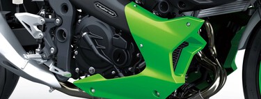 Adeus ao reinado da Yamaha TMAX: a Kawasaki já tem uma maxi-scooter híbrida pronta com um botão mágico que pode mudar tudo 