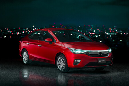 El Honda City 2022 estrena versión Touring en México, con asistencias de manejo y más equipamiento