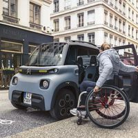 El Citroën Ami quiere ser una solución de movilidad para todos: ahora está adaptado para personas en silla de ruedas