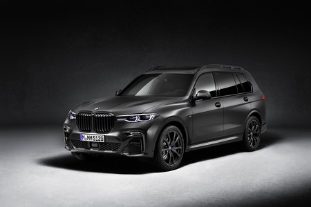 BMW X7 Dark Shadow Edition: sólo 500 unidades con los mismos 530 CV pero con un aspecto mucho más siniestro