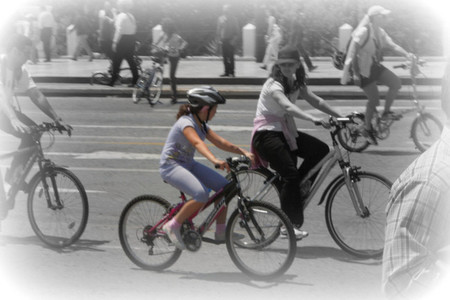 Día Mundial de la Bicicleta: ¿priorizas la seguridad de los niños sobre dos ruedas?