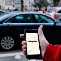 Uber y Cabify hacen oficial su adiós a Barcelona, entre anuncios de ERE para sus trabajadores