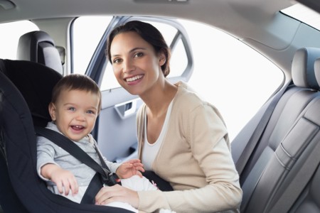 ¡Vacaciones! Cómo viajar con niños en el coche…y no morir en el intento