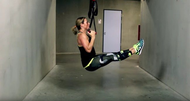 ejercicios-TRX-entrenamiento-en-casa