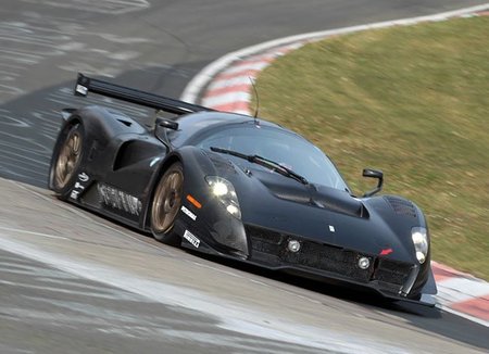 Una vuelta a Nürburgring a bordo del Ferrari P4/5 Competizione