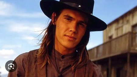 Josh Brolin From The Young Riders V0 Gx4ajg02tiff1