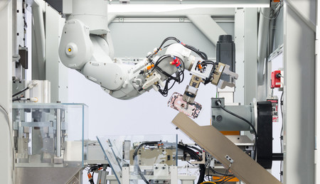 La continua evolución de la cadena de montaje de productos de Apple: automatización e inteligencia artificial