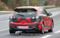 El Mazda3 MPS ya rueda camuflado por Nürburgring