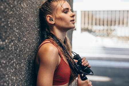 Como música para tus oídos: SPC lanza dos nuevos modelos de auriculares deportivos inalámbricos