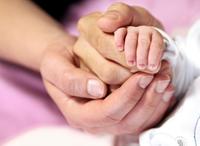 Un final feliz: tras trece abortos consiguieron ser padres 